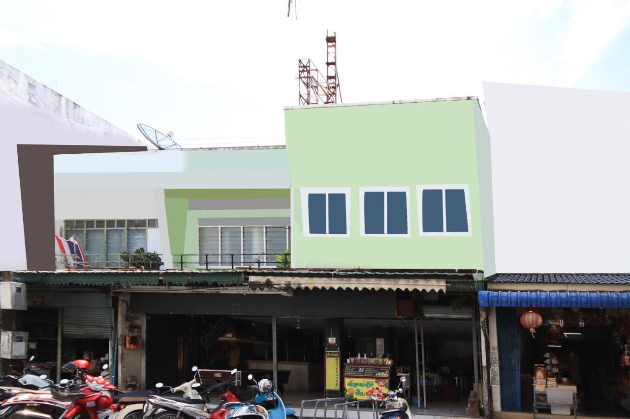 Oyo 1054 Phuket Backpacker Hostel المظهر الخارجي الصورة