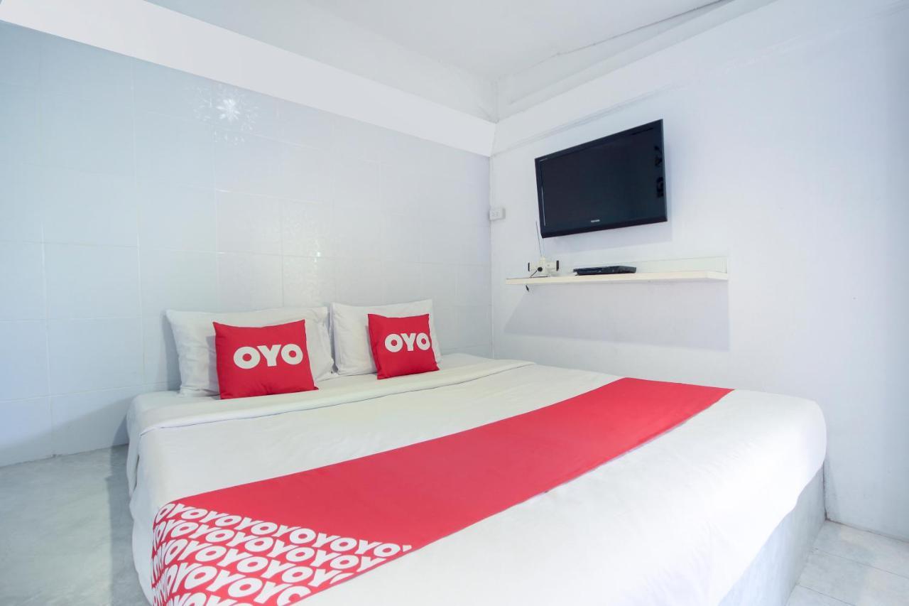 Oyo 1054 Phuket Backpacker Hostel المظهر الخارجي الصورة