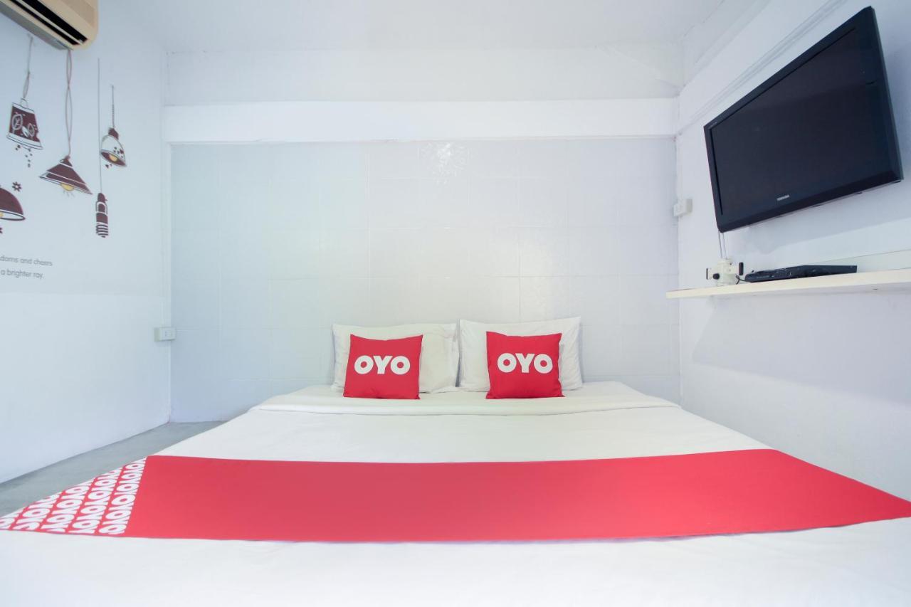 Oyo 1054 Phuket Backpacker Hostel المظهر الخارجي الصورة