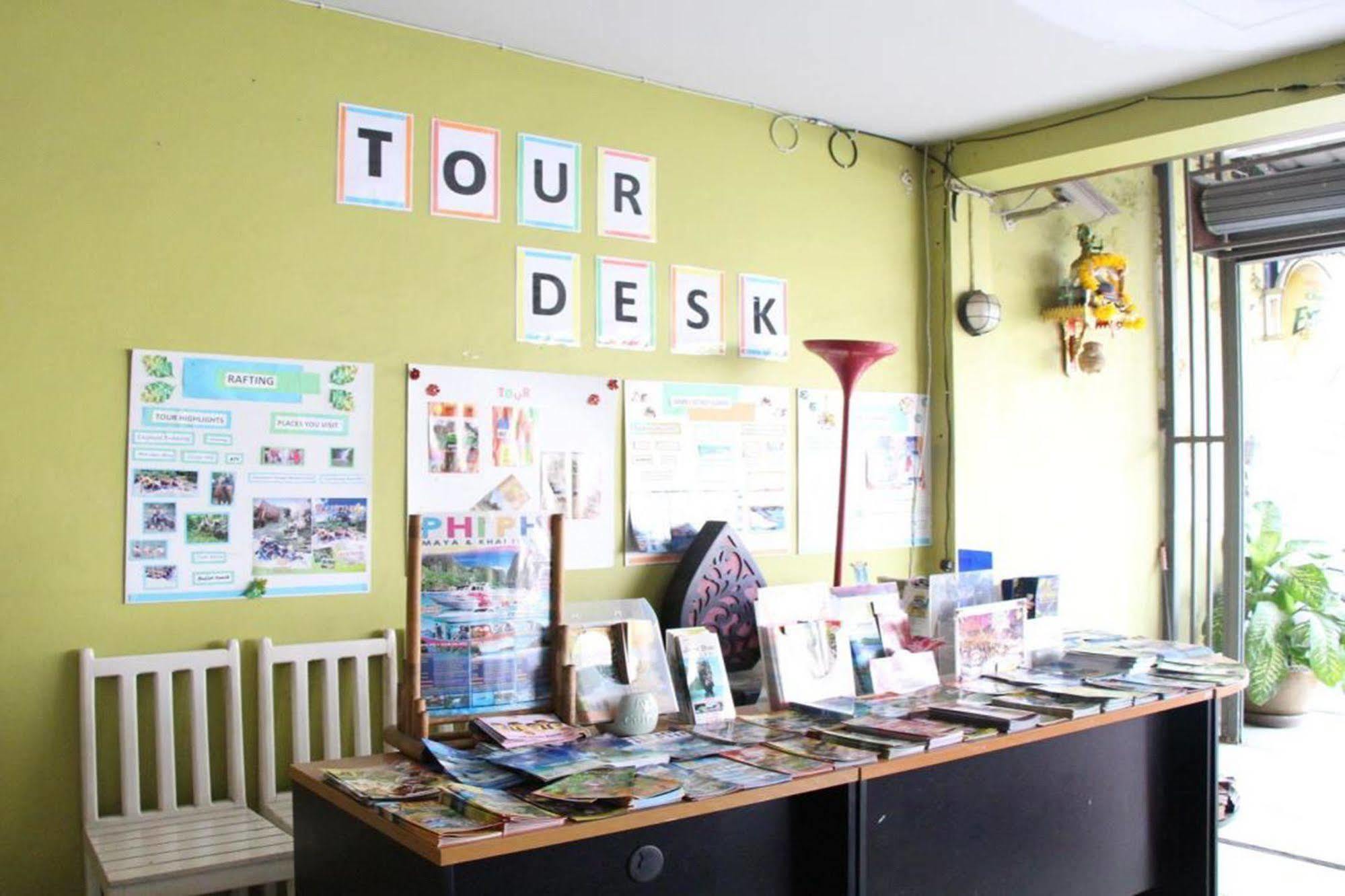 Oyo 1054 Phuket Backpacker Hostel المظهر الخارجي الصورة