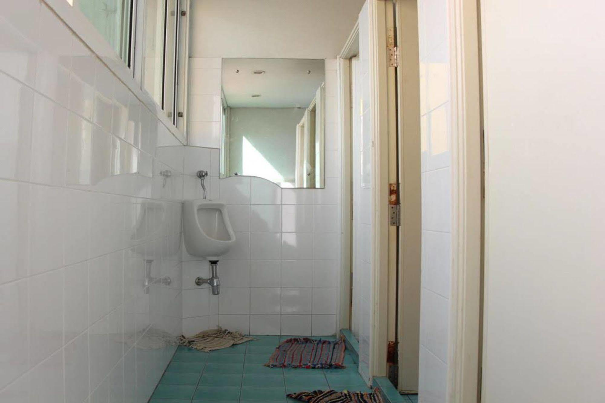 Oyo 1054 Phuket Backpacker Hostel المظهر الخارجي الصورة
