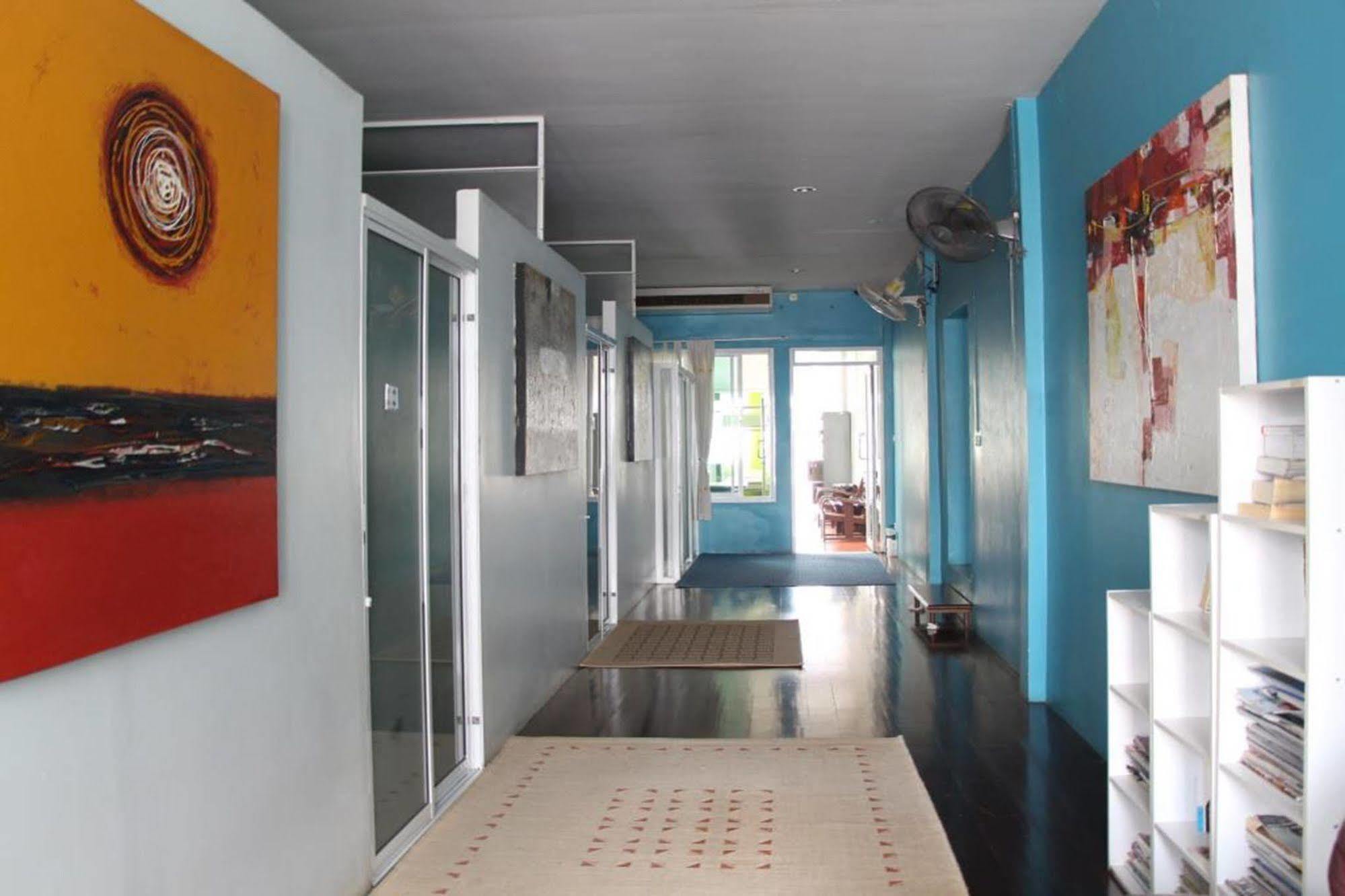 Oyo 1054 Phuket Backpacker Hostel المظهر الخارجي الصورة